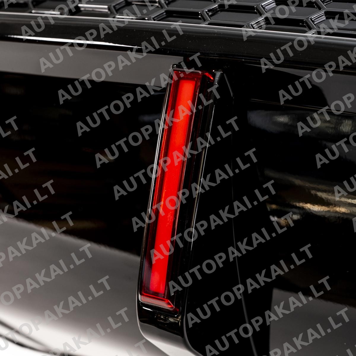 DIFAU0136-5 DIFAU0136-5